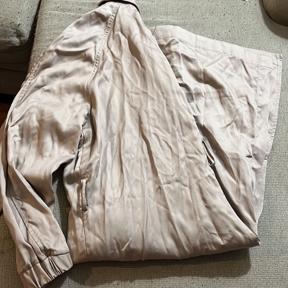 GAP Classic Trench Coat - Picture 7 of 7